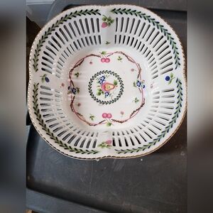 8" Andrea by Sadek Maple White Large Fruit Bowl